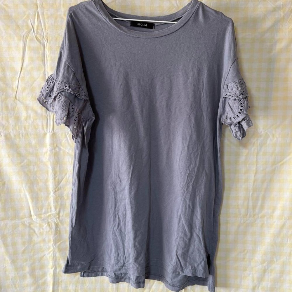 women's short sleeves